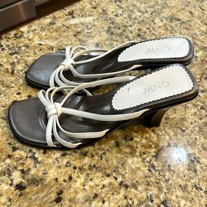 GNW sandals with heel in good condition, super cute stylish for summer or fall